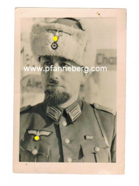 Wehrmacht Foto Offizier mit Pelzmütze Ostfront Russland