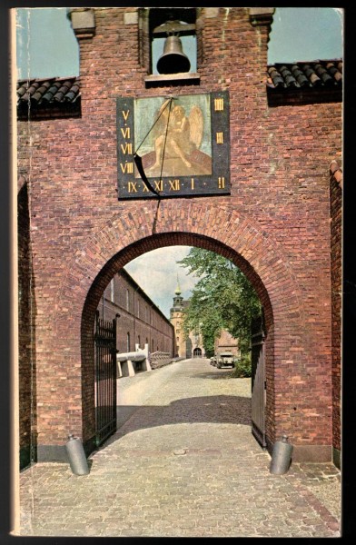 The Royal Danish Arsenal Museum. Das Königliche dänische Zeughausmuseum. Le Musee Royal Danois